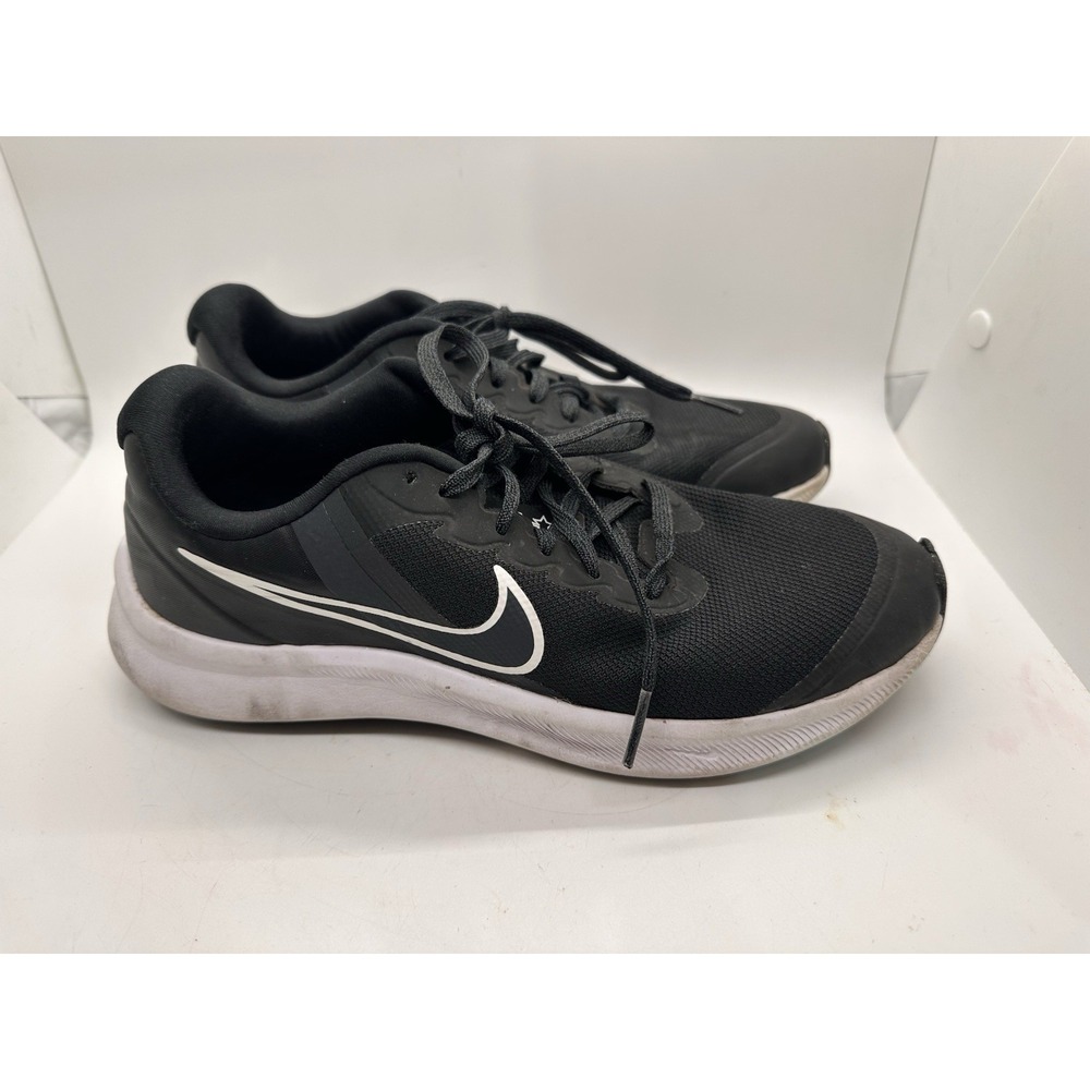 Nike Star Runner 3 Black White Running Shoes Youth Size 5Y DA2776-003